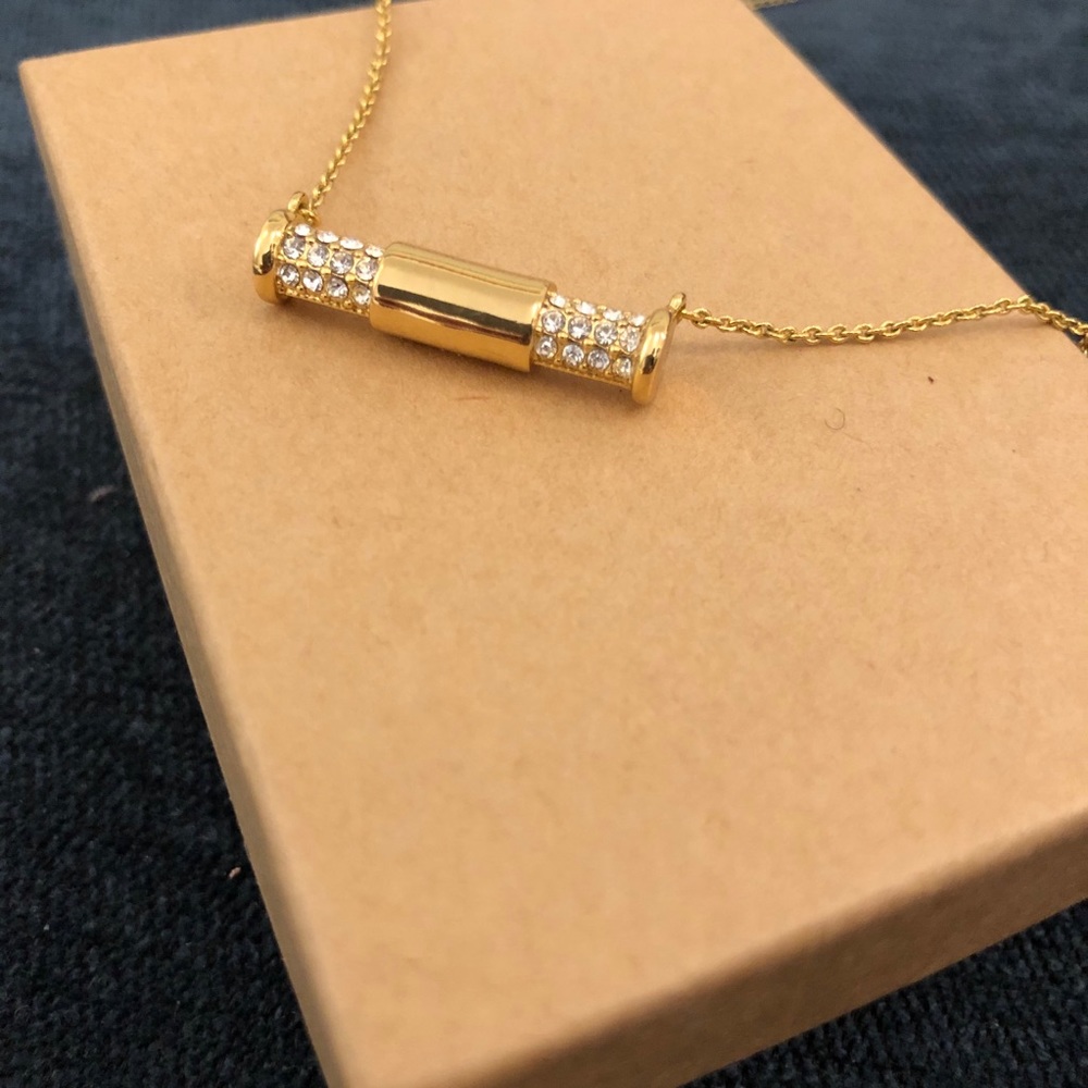 DVF 💛 Hematite Pave Bar Necklace